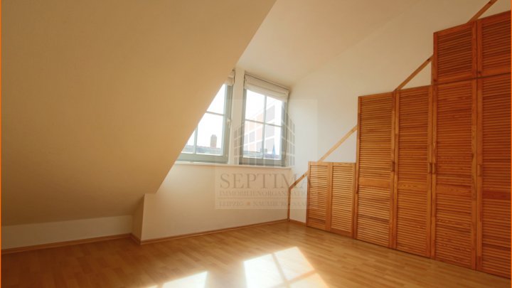 4,5 Raum-Maisonette-Wohnung mit Einbauküche und Kamin im Zentrum von Schkeuditz