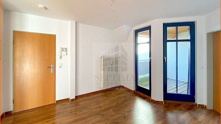 Wohn- und Geschäftshaus, Baujahr 2001, in Naumburg, zu verkaufen!