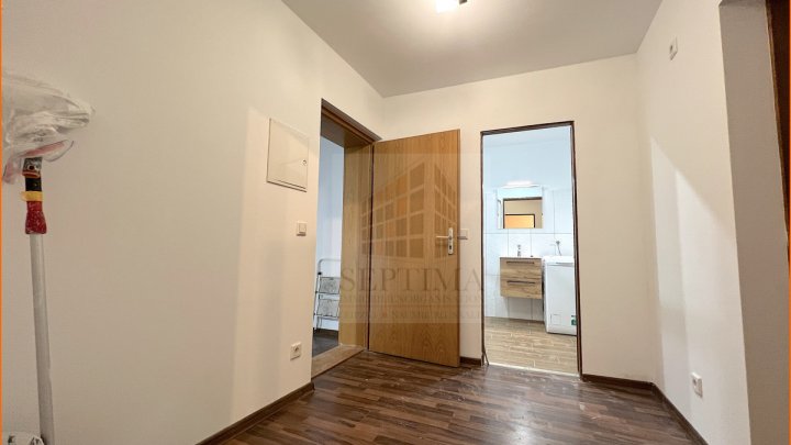 Neu hergerichtete 1 Raumwohnung mit Einbauküche und Waschmaschine zu vermieten