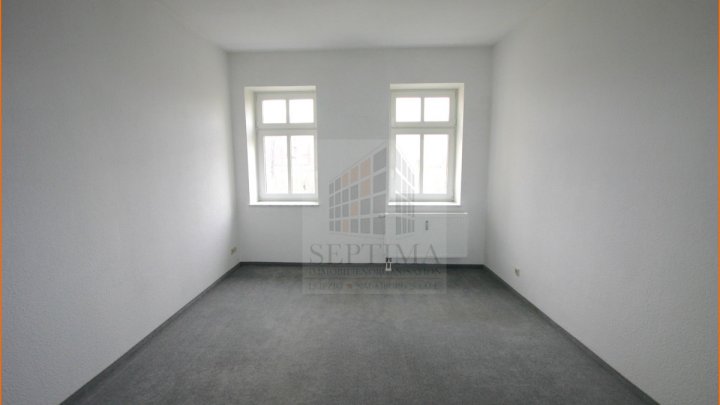 Großzügige 2 Raumwohnung mit Einbauküche zu verkaufen