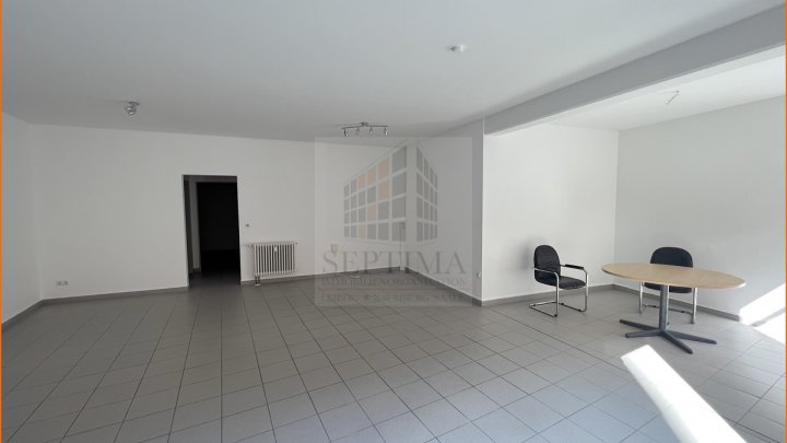 Moderne Fläche für Büro, Praxis, Laden in sehr guter Lage zu vermieten!