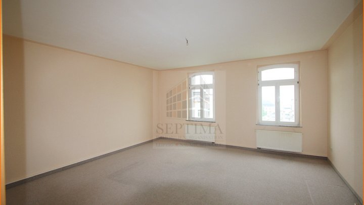 3 Raumwohnung, mit Balkon und Bad mit Fenster, in Plagwitz zu verkaufen