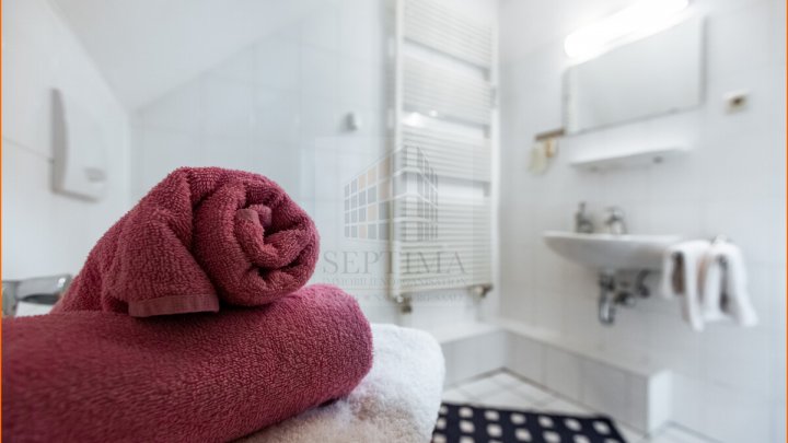 Bezugsfrei ab 02/2026! Wunderbare 4 Raum-Maisonettewohnung mit hochwertiger Einbauküche und Balkon zu verkaufen