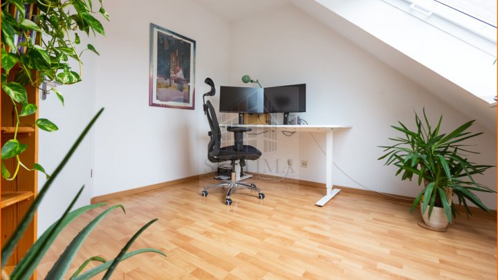 Bezugsfrei ab 02/2026! Wunderbare 4 Raum-Maisonettewohnung mit hochwertiger Einbauküche und Balkon zu verkaufen