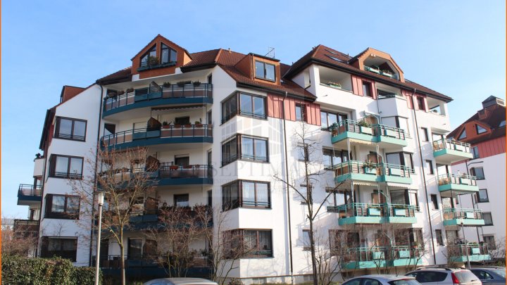 Bezugsfrei ab 02/2026! Wunderbare 4 Raum-Maisonettewohnung mit hochwertiger Einbauküche und Balkon zu verkaufen