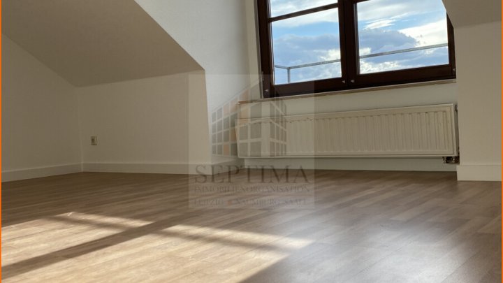 3 Raumwohnung im Dachgeschoß mit Balkon zu vermieten