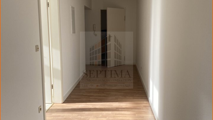 3 Raumwohnung im Dachgeschoß mit Balkon zu vermieten
