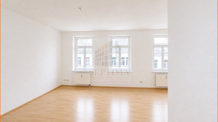 Großzügige und helle 2-Zimmer-Eigentumswohnung mit Balkon (vermietet) und Lift zu verkaufen
